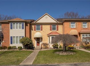 27 Unity Sq, Greensburg, PA 15601