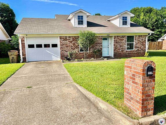 2nd image of 207 Wilder Dr