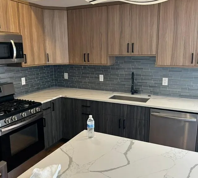 300 Diamond St #2 — Photo 3