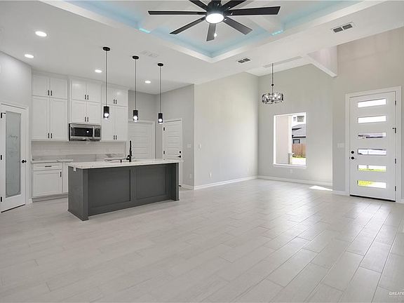 5th image of 518 Balli Cir