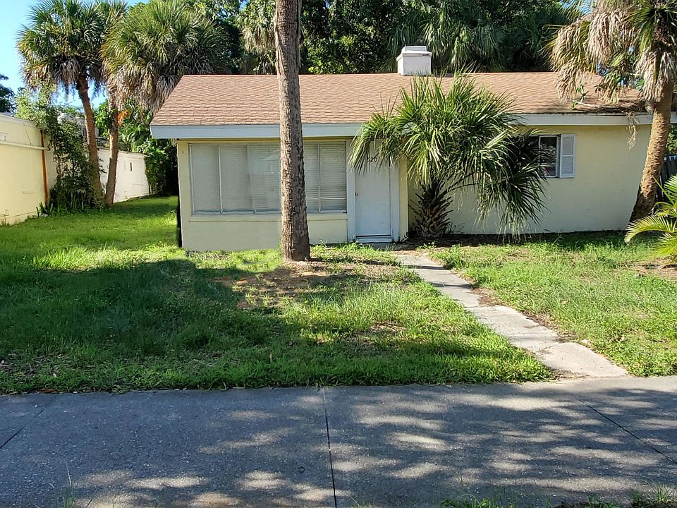 2nd image of 520 Ocean Ave