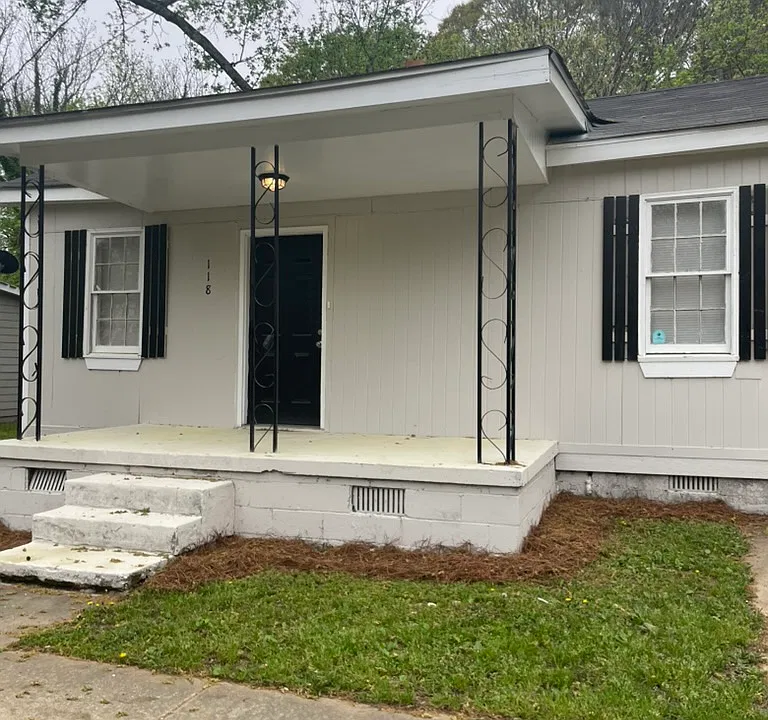 118 Burr St