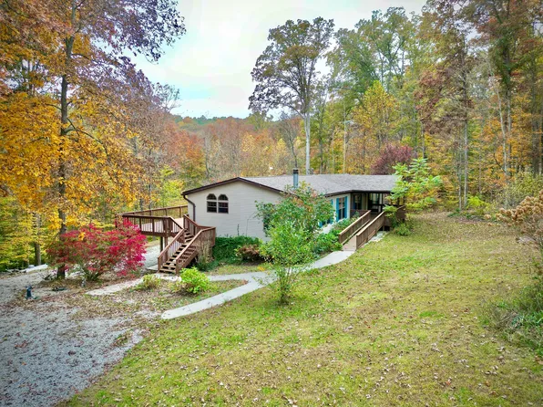 3899 Lower Schooner Rd, Nashville, IN 47448