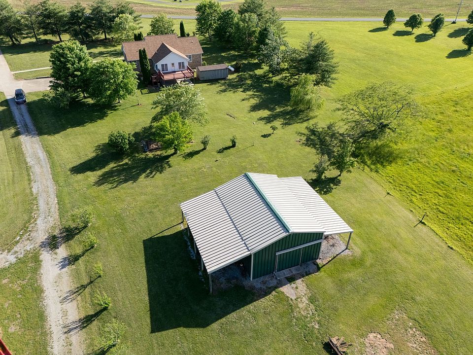 4th image of 134 N Harris Rd