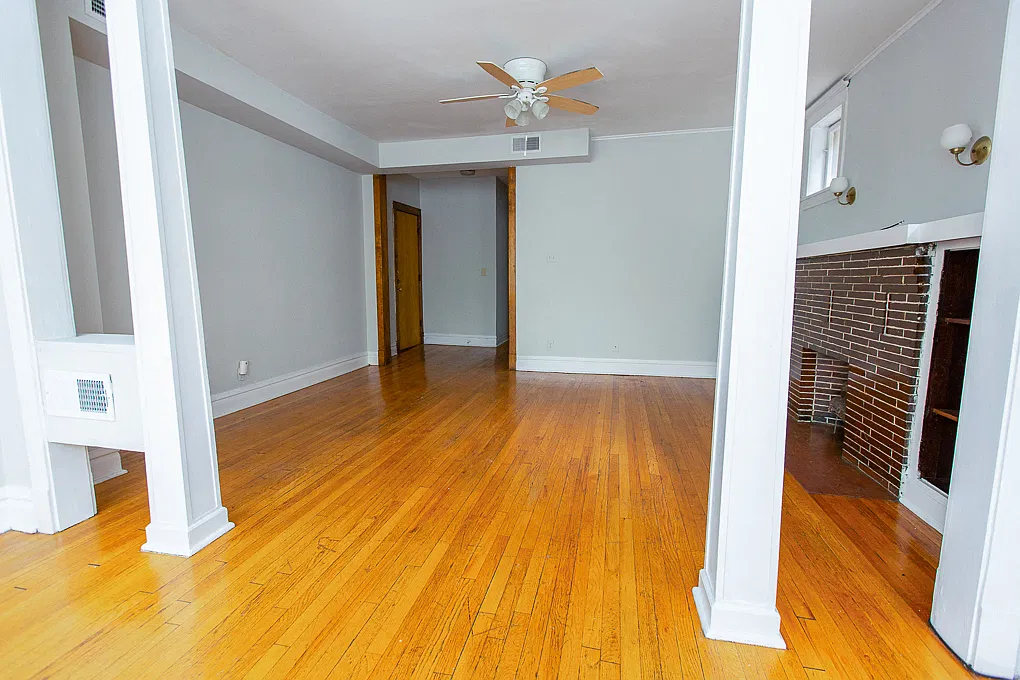 1104 N. Oakley Blvd. — Photo 3