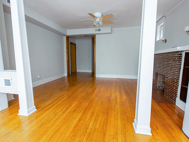 1104 N. Oakley Blvd. — Photo 3