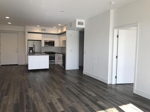 5th image of 1215 S Bedford St APT 201