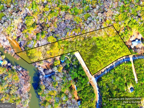 124 Cherokee Dr, Guyton, GA 31312