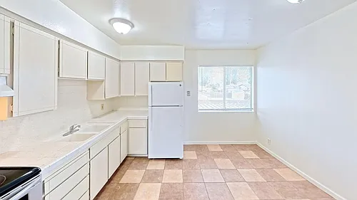 1215 Minnewawa Ave #B Photo 1