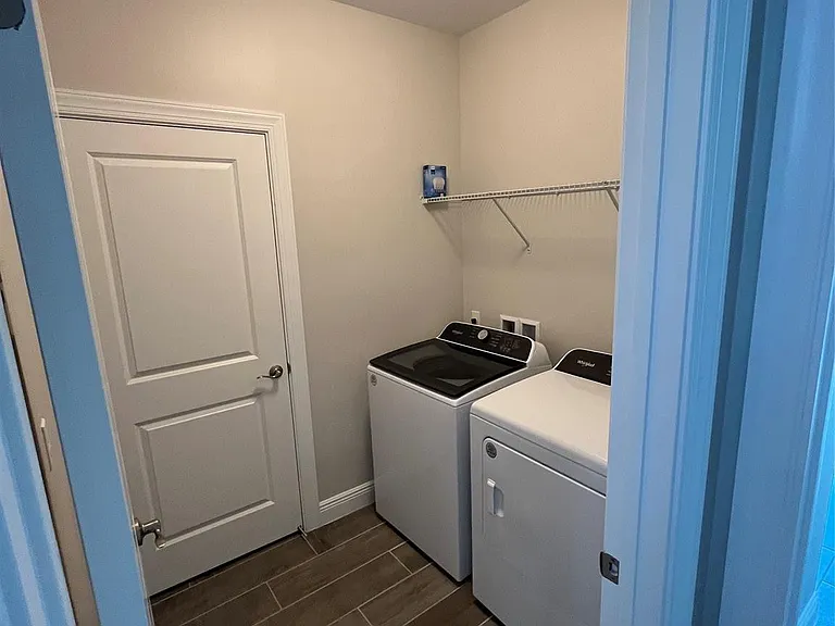 636 Parsons Way — Photo 8
