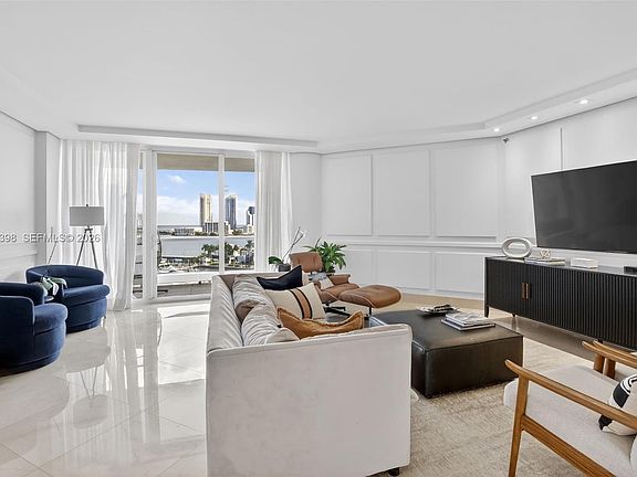 5th image of 7000 Island Blvd APT 1109
