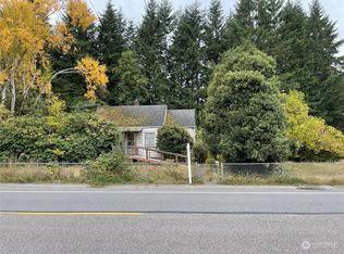 7210 Lower Ridge Rd, Everett, WA 98203