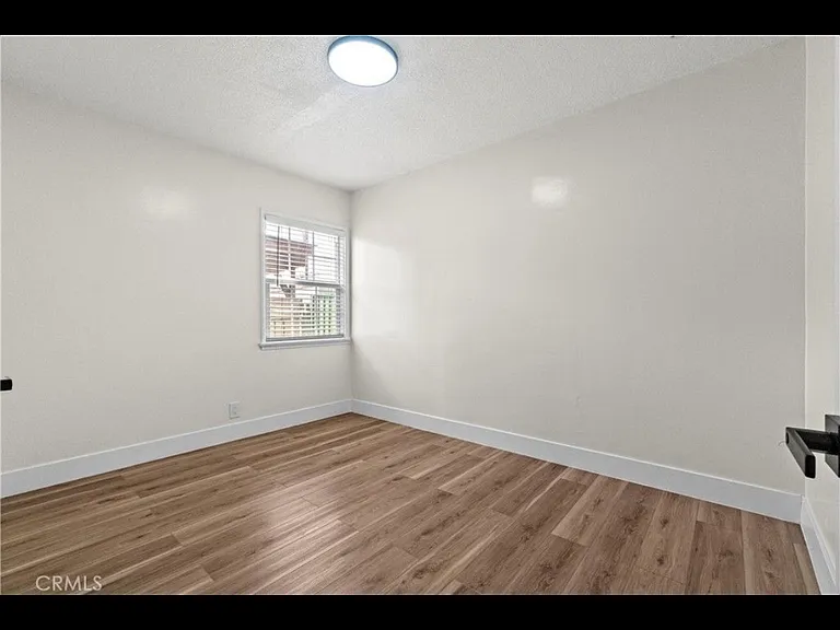 4011 E Elizabeth St — Photo 7