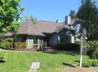 431 Countryside Cir, Santa Rosa, CA 95401