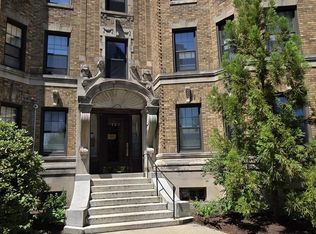 122 Riverway APT 10, Boston, MA 02215