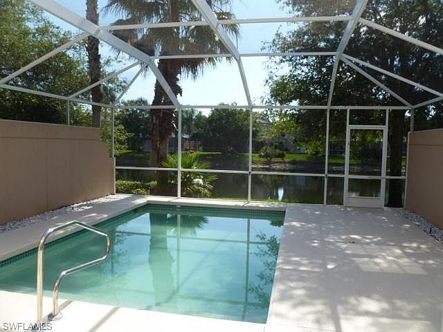 1st image of 5573 Cove Cir #73