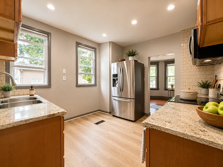 238 Chestnut St — Photo 9