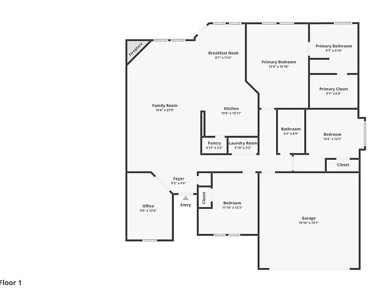 926 Pheasant Dr — Photo 2