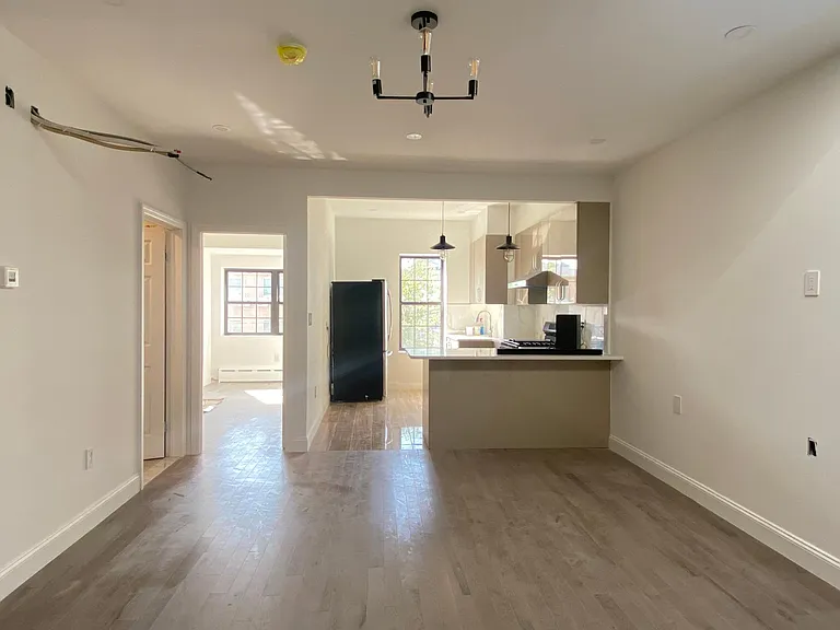 49 Bay 13th St #2F — Photo 1