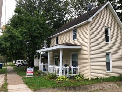 605 Hickory St, Fenton, MI, 48430