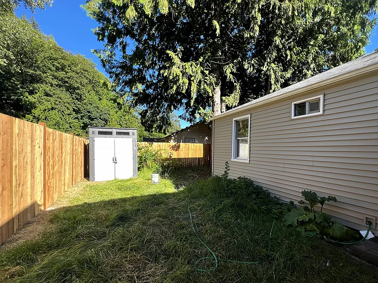 3404 SE 5th St — Photo 21