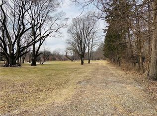 W River Rd N, Elyria, OH 44035