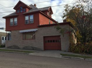 309 Dakota St, Hancock, MI 49930