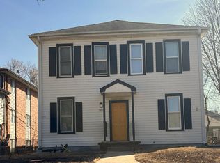 911 Washington St APT 4, Lincoln, NE 68502