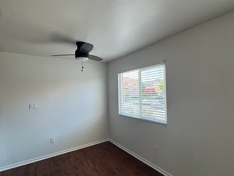 2666 Ellendale Pl #201 — Photo 9