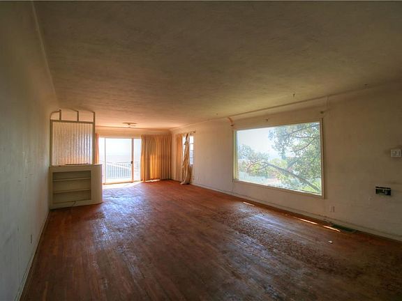 3rd image of 2507 Memphis Ave