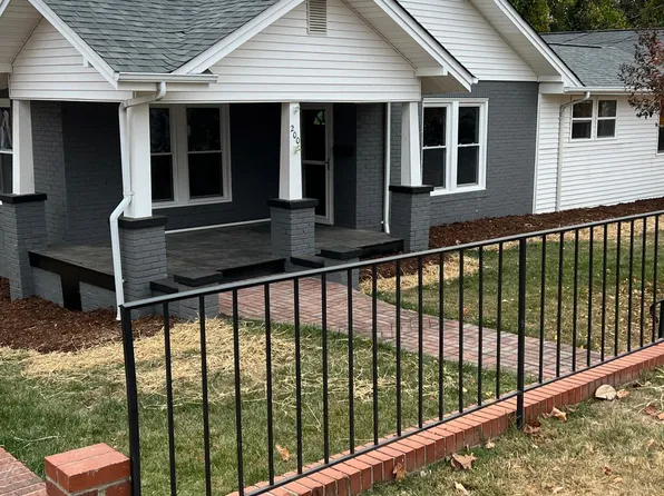 200 Rodoret St N, Valdese, NC 28690