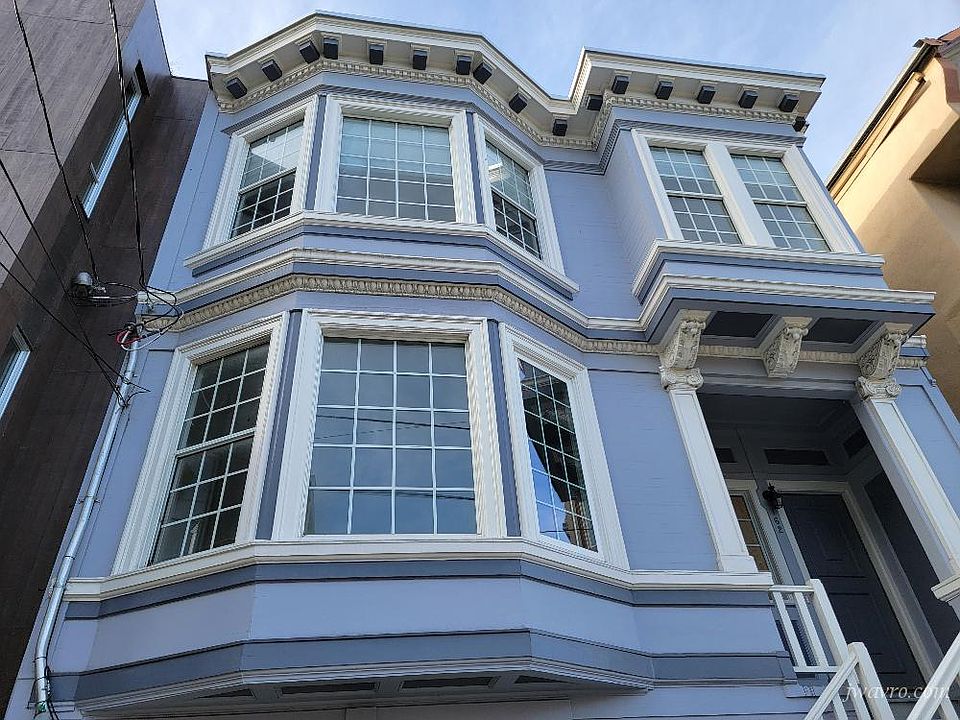 1st image of 162 Tiffany Ave