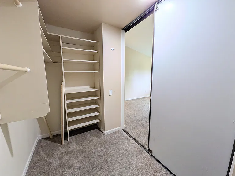 3510 Hastings Dr — Photo 17