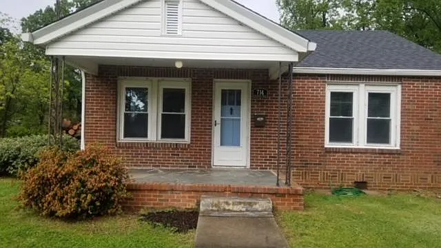 714 Englewood St — Photo 1