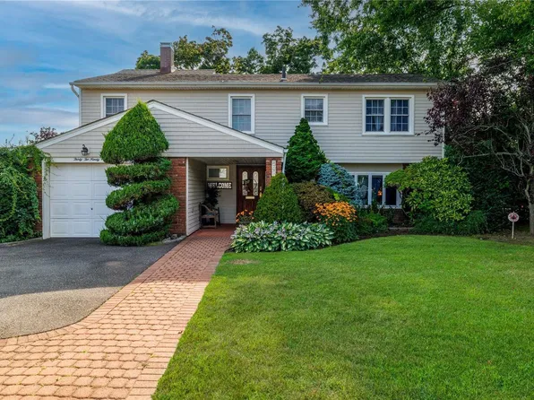 3290 Park Avenue, Oceanside, NY 11572