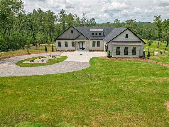 4th image of 446 Old Barnwell Rd