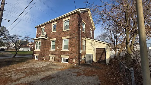 340 N Edward St Photo 1