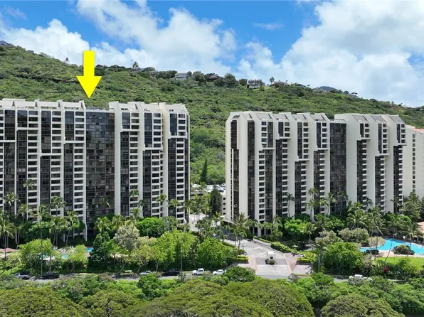 521 Hahaione St #23G, Honolulu, HI 96825