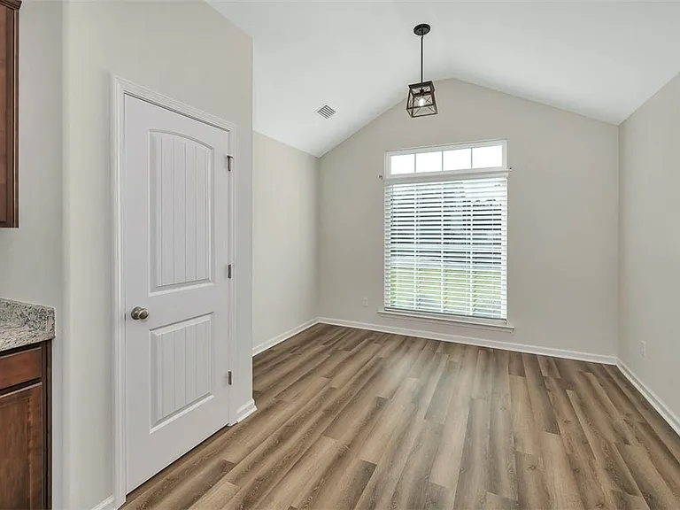 124 Heatherly Way — Photo 12
