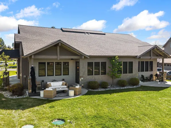 563 Lakeshore Ave, Dover, ID 83825