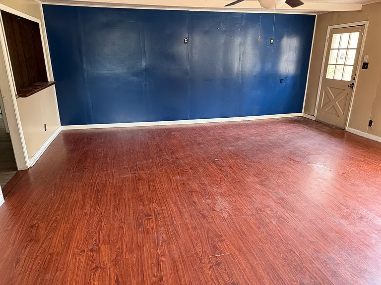 8950 Acacia Ln — Photo 10