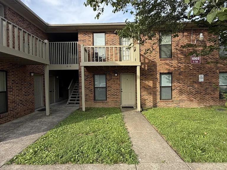 1002 Palmer Dr #12 — Photo 1