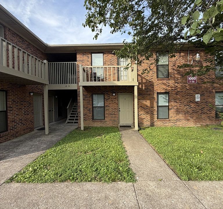 1st image of 1002 Palmer Dr APT 12