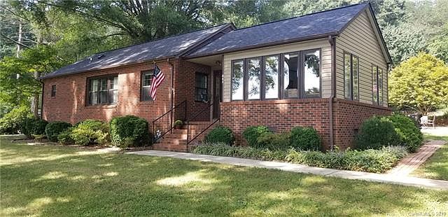 1st image of 130 Brandy Ln