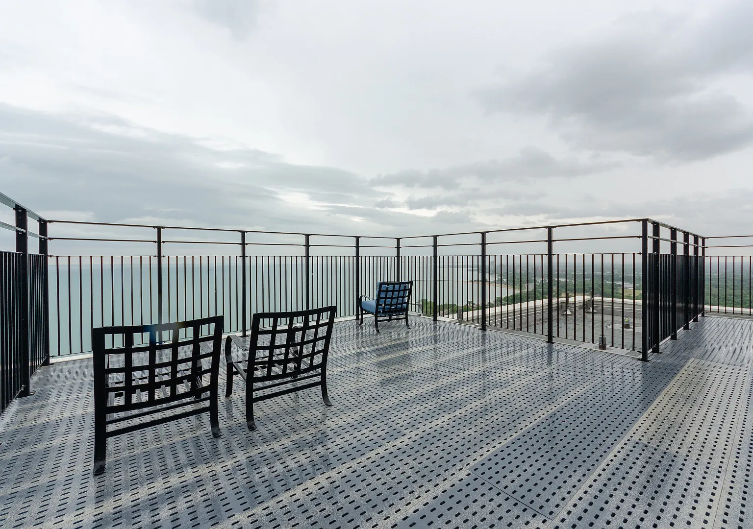 1 bed, 900 sqft, $2,100 — Photo 2