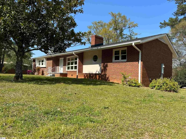 17711 Highway 101 S, Gray Court, SC 29645