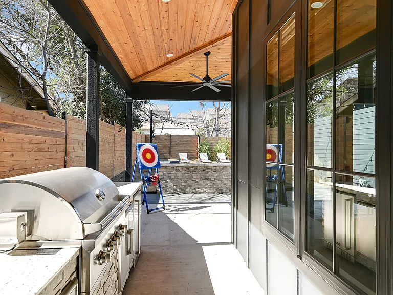 2506 Southland Dr — Photo 25