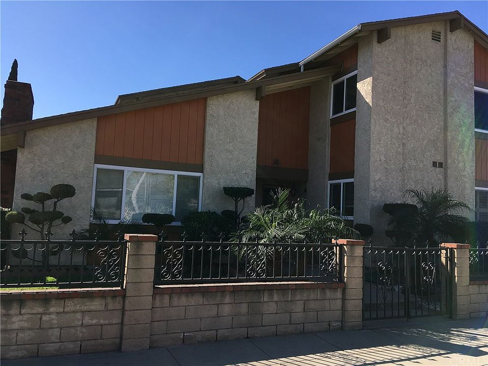 1st image of 200 W Hellman Ave