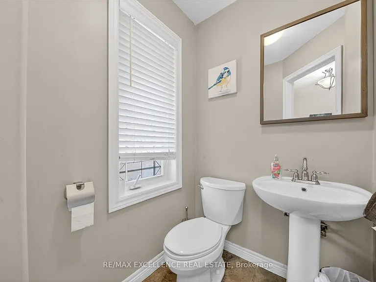 31 Donald Bell Dr — Photo 7