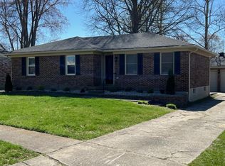 9202 Lethborough Dr, Jeffersontown, KY 40299